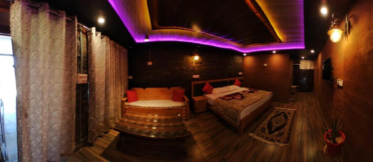 Nature Villaas Basa Homestay Pauri Exterior photo