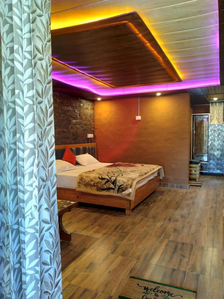 Nature Villaas Basa Homestay Pauri Exterior photo