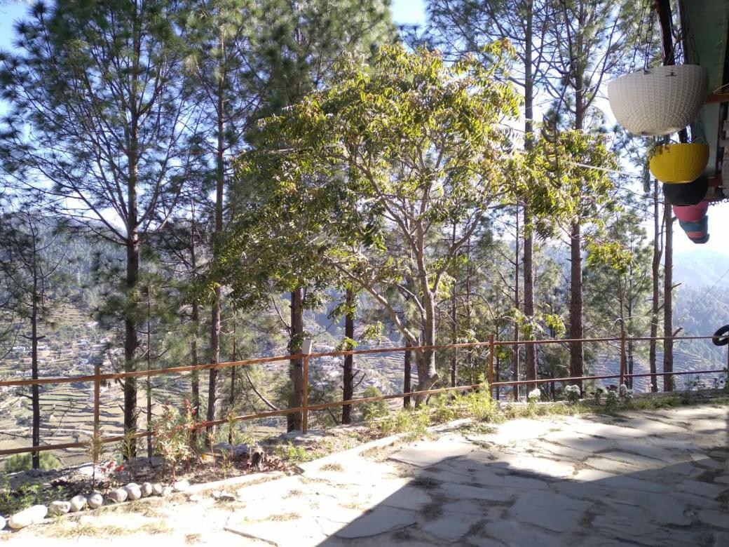 Nature Villaas Basa Homestay Pauri Exterior photo