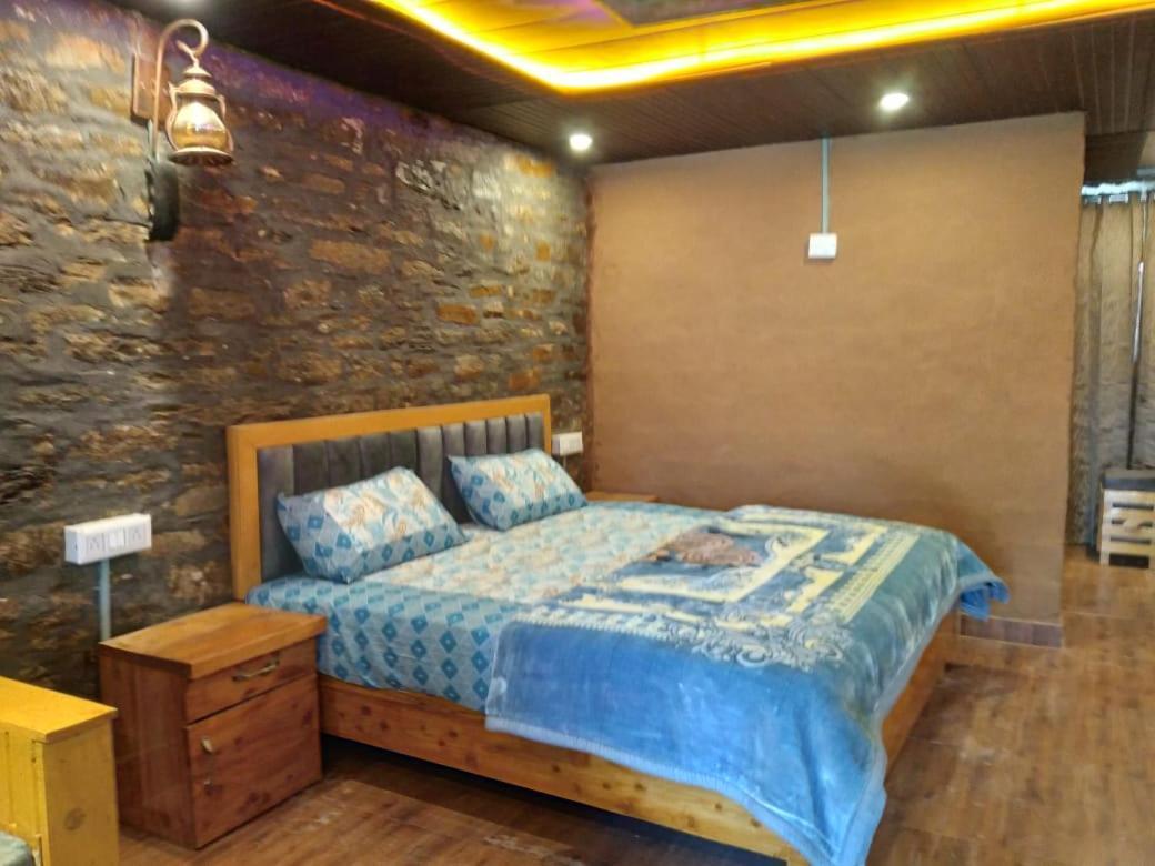 Nature Villaas Basa Homestay Pauri Exterior photo