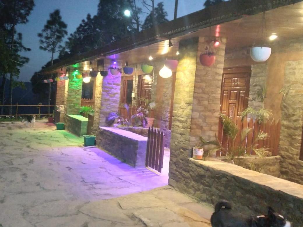 Nature Villaas Basa Homestay Pauri Exterior photo